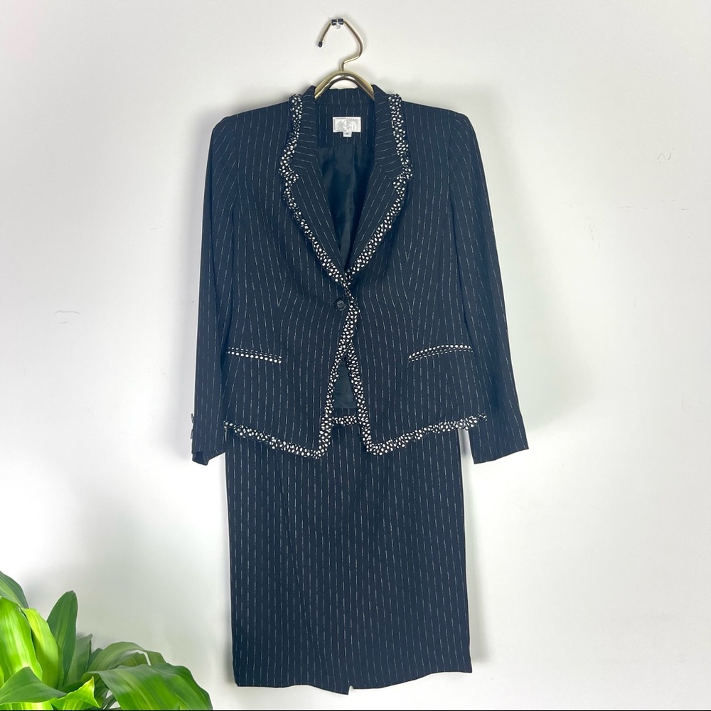 Alberto Makali Skirt Suit Set